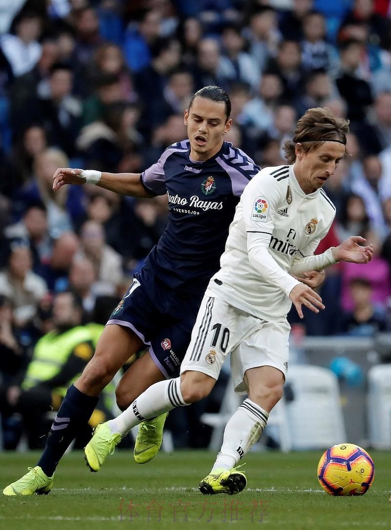 皇马官方：塞巴略斯左腿半膜肌受伤&肌腱受损